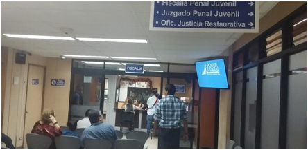 Descripcin: La Fiscala afirma que los medios tecnolgicos son igual de efectivos que los presenciales para la recepcin de denuncias. Foto: Hugo Solano.
