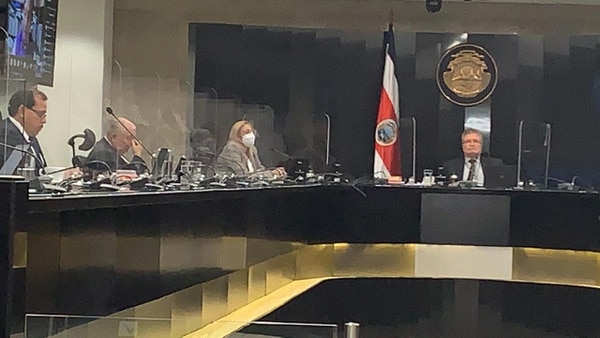 Los magistrados de la Corte Suprema de Justicia acogieron este miércoles un informe sobre el proyecto de reforma al empleo público en el sentido de que la inciativa afecta el funcionamiento del Poder Judicial.