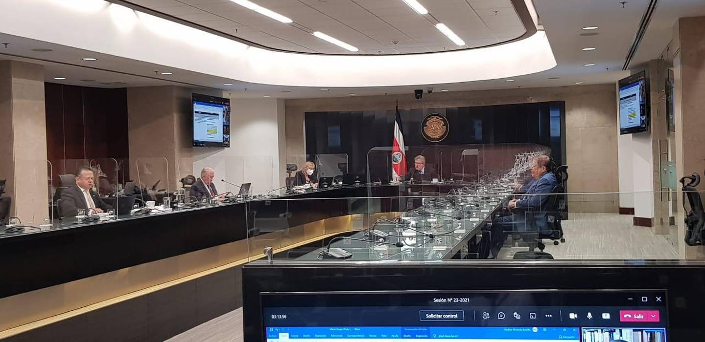 Una pantalla de una ventana
Descripción generada automáticamente